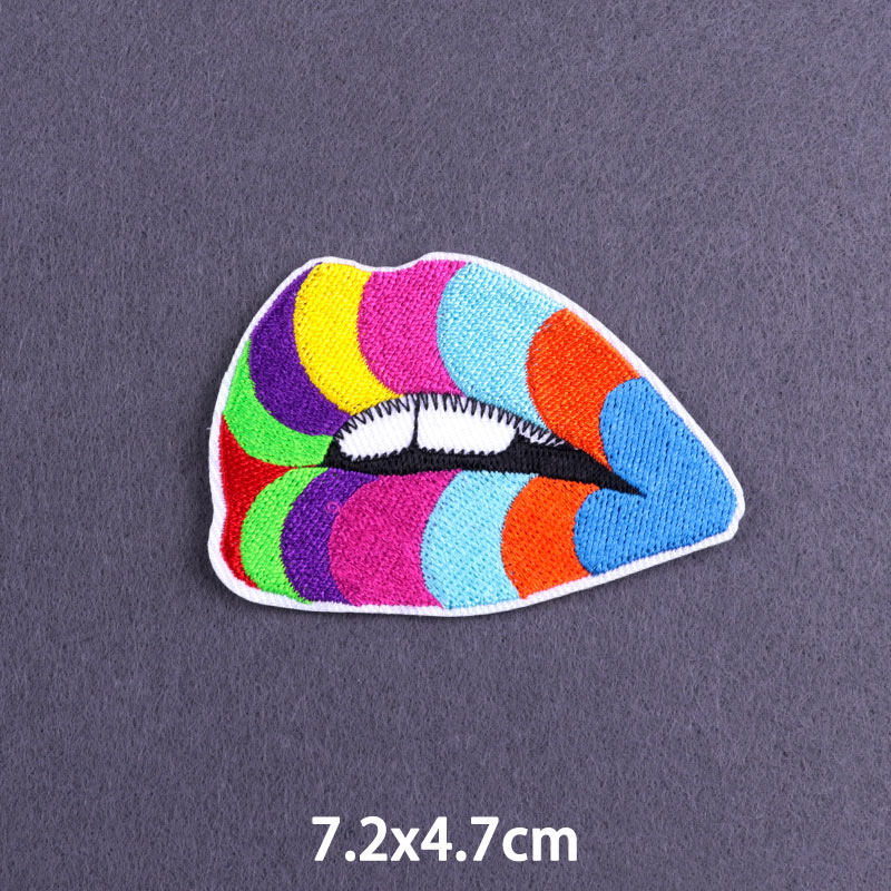 Love Is Love Heart Patches On  - Embroidery Lips recension och pris