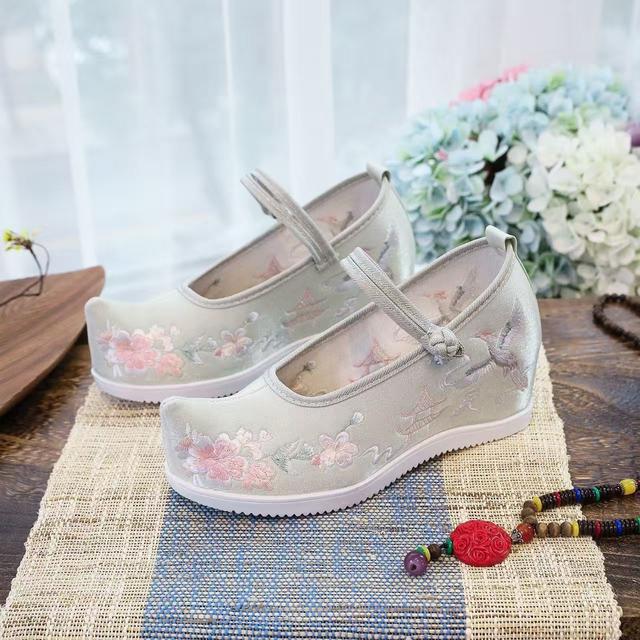 Women Increased Internal Embro - Embroidery Wedding recension och pris