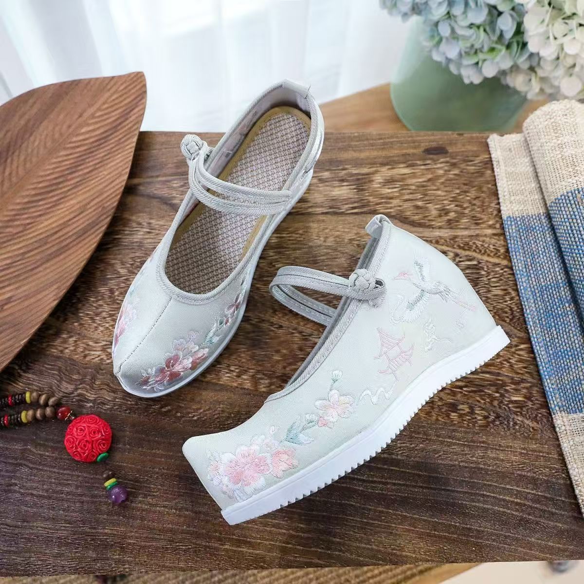 Women Increased Internal Embro - Embroidery Wedding recension och pris